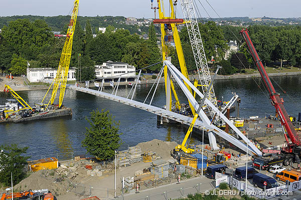 Liège - passerelle sur la Meuse